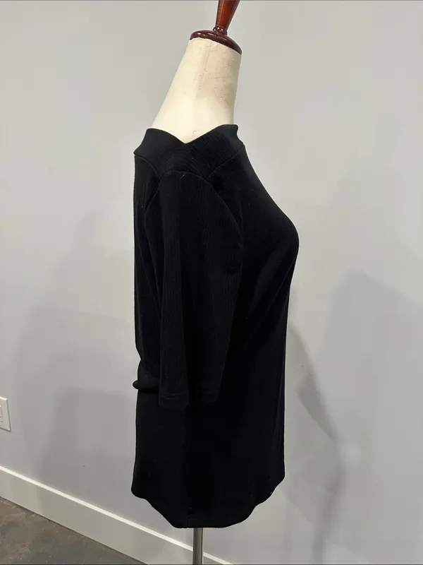 Banana Republic Black Ribbed Short Sleeve Top - Image 5