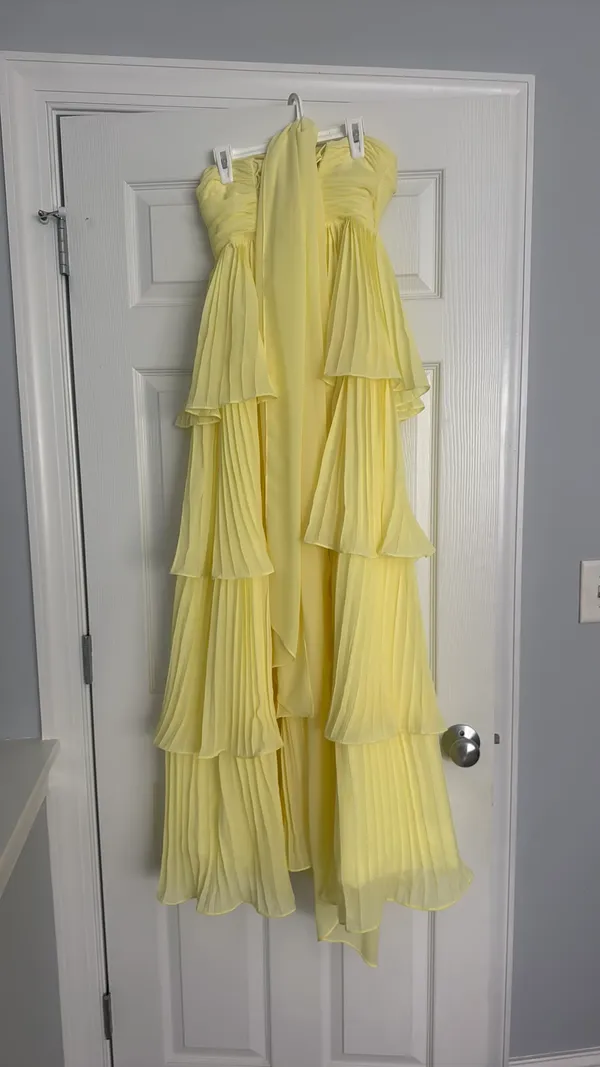 Amazon Yellow Long Ruffle Dress XS corset, and has padding - Image 3