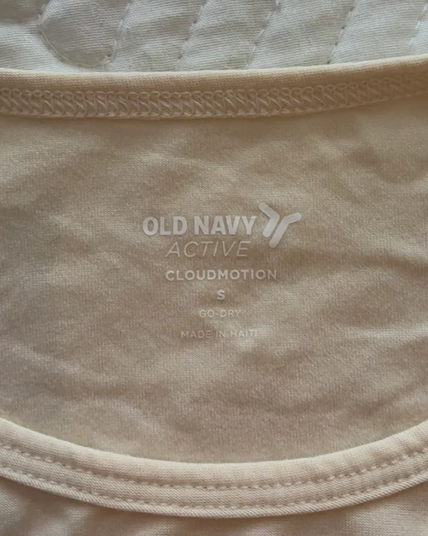 Old Navy Workout Tank - Image 3