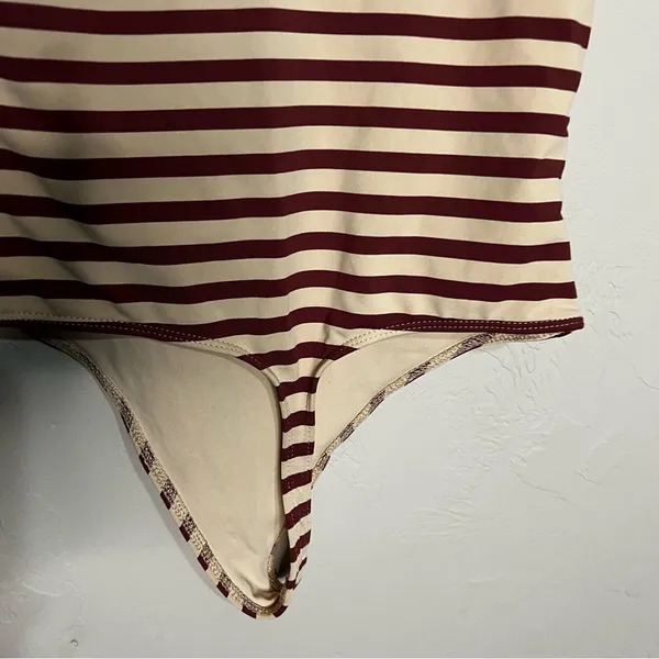 Babaton Aritzia Contour Striped Mauve Cream Double V-Neck‎ G String Bodysuit - Image 9