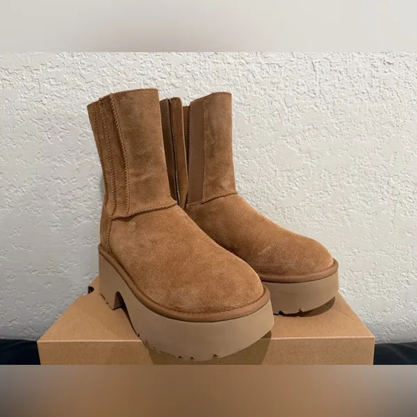 UGG women’s Classic Twin Seam New Heights Boots size 9 New - Image 14