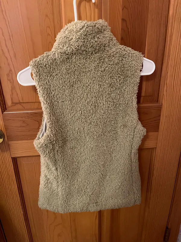 Patagonia Los Gatos Fleece Vest Women’s - Image 2