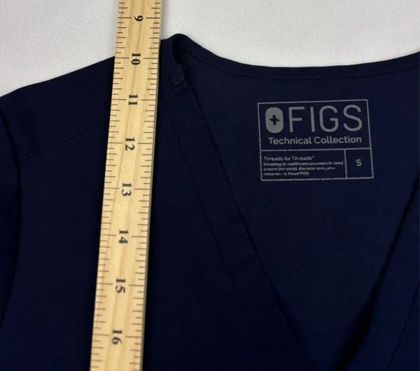 FIGS Navy V Neck Casma Scrub Top Small - Image 8