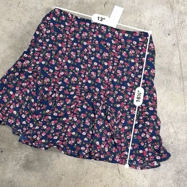Francesca’s Mi Ami Print Godet Ditsy Floral Mini Skirt Navy S - Image 3