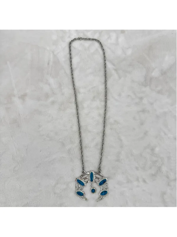 Vintage Silver Tone Turquoise Necklace Crescent Moon Dangle Charm Southwestern - Image 5