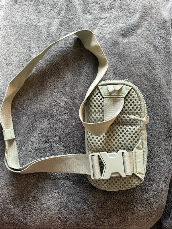 Nike mini bag - Image 3