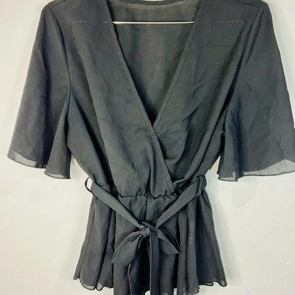 Chic Black Wrap Top with Belted Waist Boho Casual Flowy V-Neck Blouse Size Large - Image 3