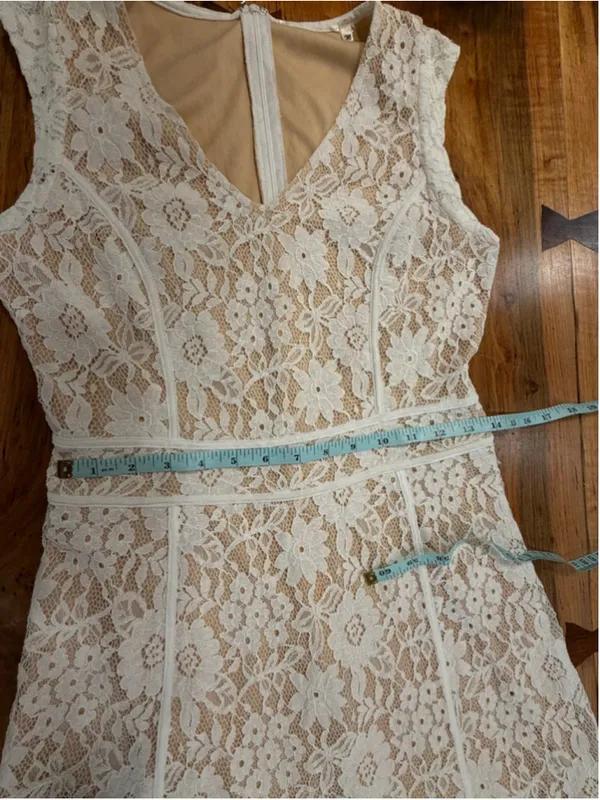 White Lace Overlay Maxi Dress V-Neck Nude Lining Resort Vacation Formal Boho M - Image 9