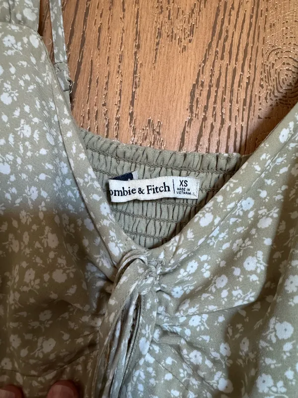 Abercrombie Midi Dress - Image 4