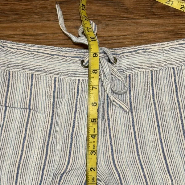 Per Se Linen Blend White and Blue Cargo Shorts Relaxed Fit Size Medium - Image 8