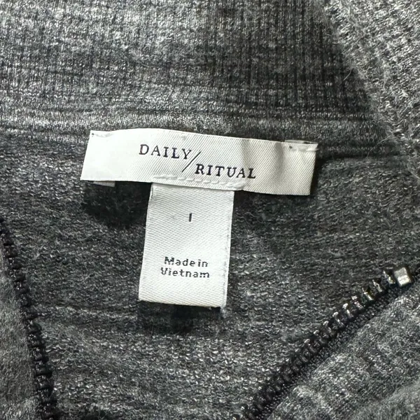 Anthropologie Daily Ritual Grey Cropped Quarter Zip Sweatshirt Women’s XL - Image 2