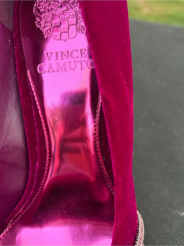 Vince Camuto Faine Magenta Velvet Rhinestone Bow Pointed Toe Pumps Heels Shoes 8 - Image 13
