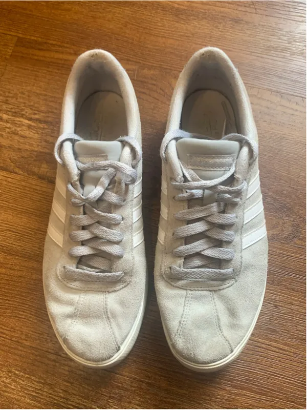 Women's Adidas Suede Sneakers in gray and White 8.5 - Image 2