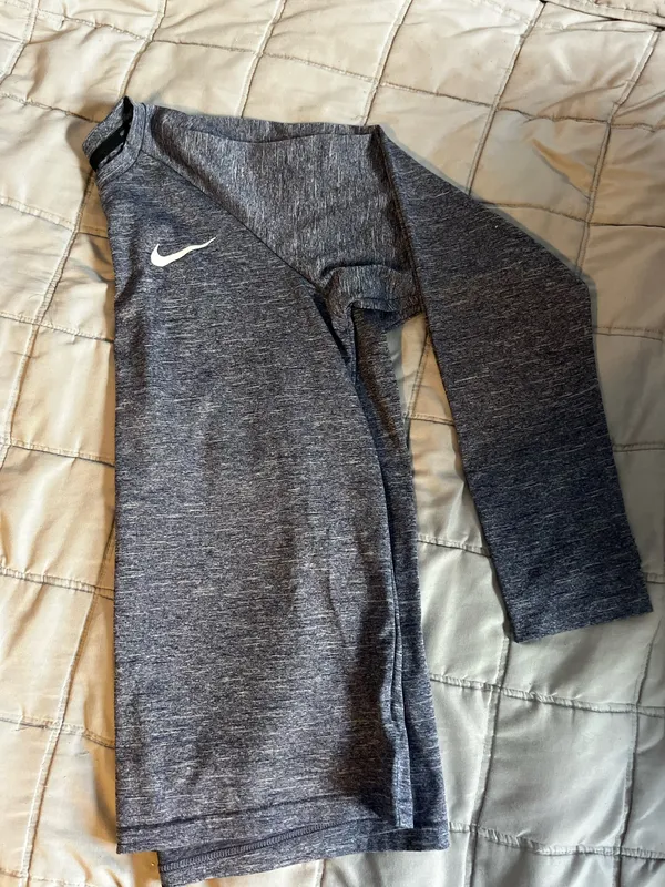 Navy Blue Heather Nike long sleeve - Image 3