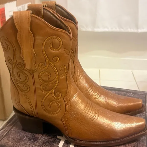 NIB Circle G Corral L6235 Women’s 8 Shedron Honey Brown Leather Ankle Boots NEW - Image 10