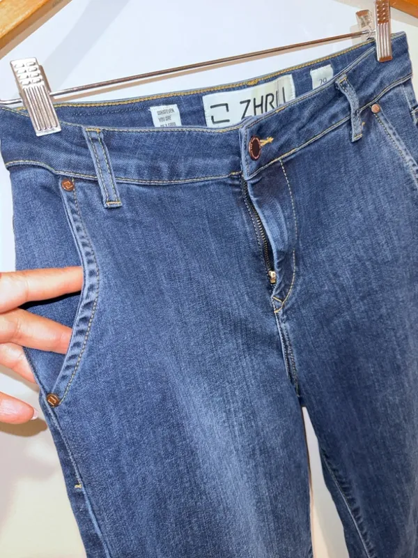 Women's Straight Leg Jeans in Dark Blue - Image 7