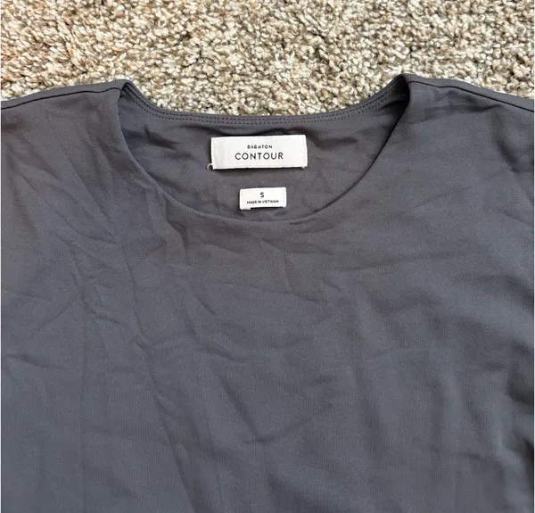 Aritzia Babaton Contour Top Crop - Image 5