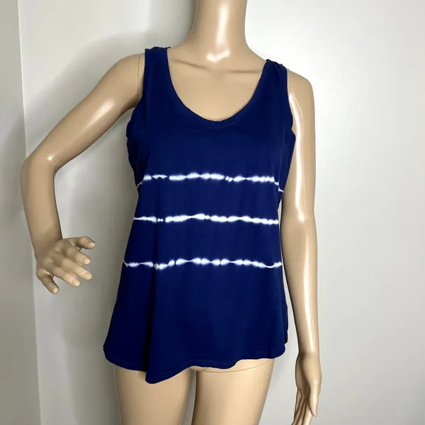 Old Navy Blue Striped Tank Top - Image 8