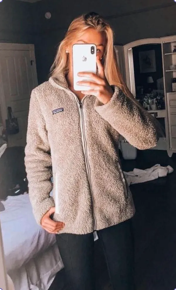 Patagonia Fleece Zip-Up Jacket - Image 2