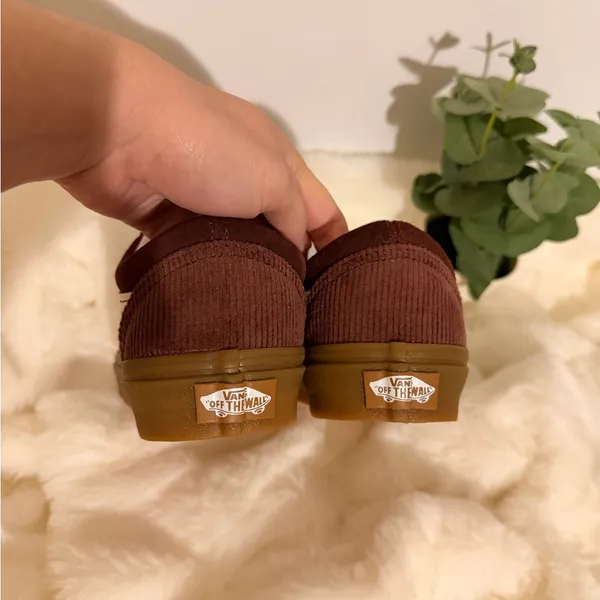 Vans Women’s Sneakers in Brown and White - Image 3