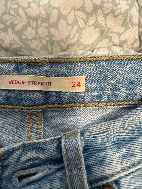 Levi’s Shorts - Image 3