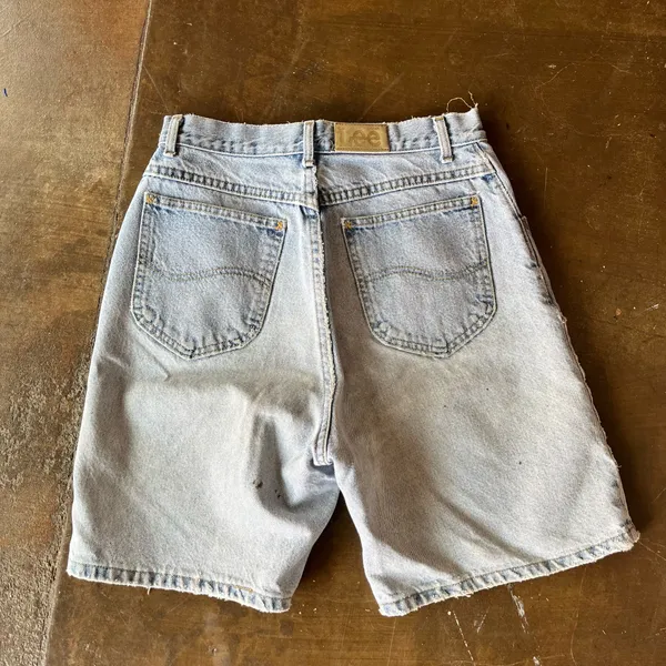 Lee Vintage 1980s Light Wash Denim Relaxed Fit Mom Shorts 10 26w 90s Dad Jeans - Image 4