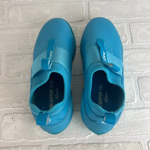 Clove Solo Sneaker Shoes Women 5.5 Electric Blue Slip On Comfort Nursing Stretch - Image 3