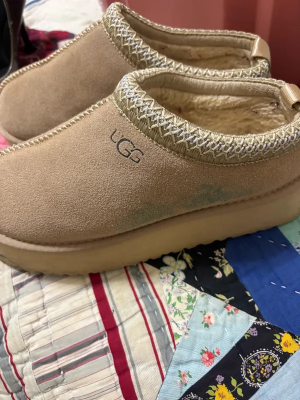 UGG Slippers Platform Chestnut Women’s - Image 3