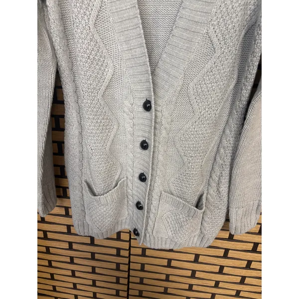 Venus Gray Cable Knit Button Front Cardigan‎ Size Small - Image 3