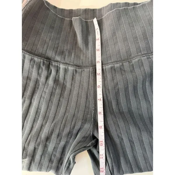 OFFLINE by‎ Aerie OG Original Flare Leggings Ribbed High Rise Black Grey Medium - Image 8