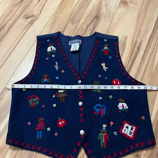 VTG Erika Classics Embroidered Academia Vest Wool Blend Sz M Bears Math Apple - Image 4