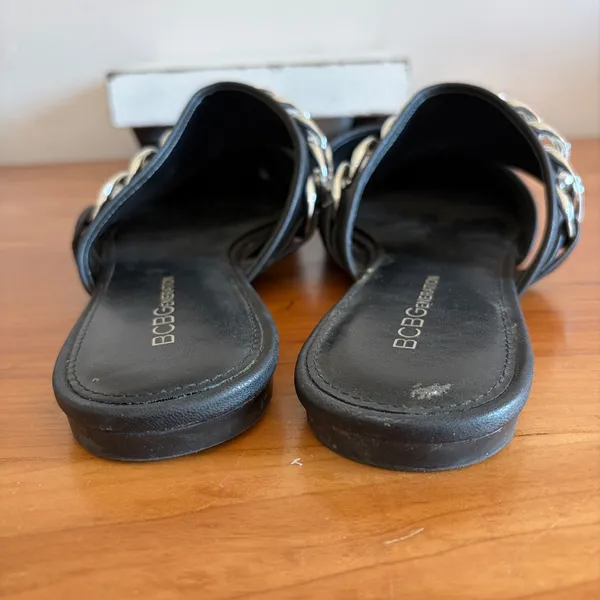 BCBGeneration Womens Black Pointed Toe Mules Silver Chain Link Flats Size‎ 9.5 - Image 5