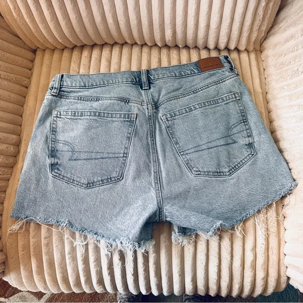 American Eagle Outfitters Light Blue Denim Frayed Hem Women's Shorts - Image 6