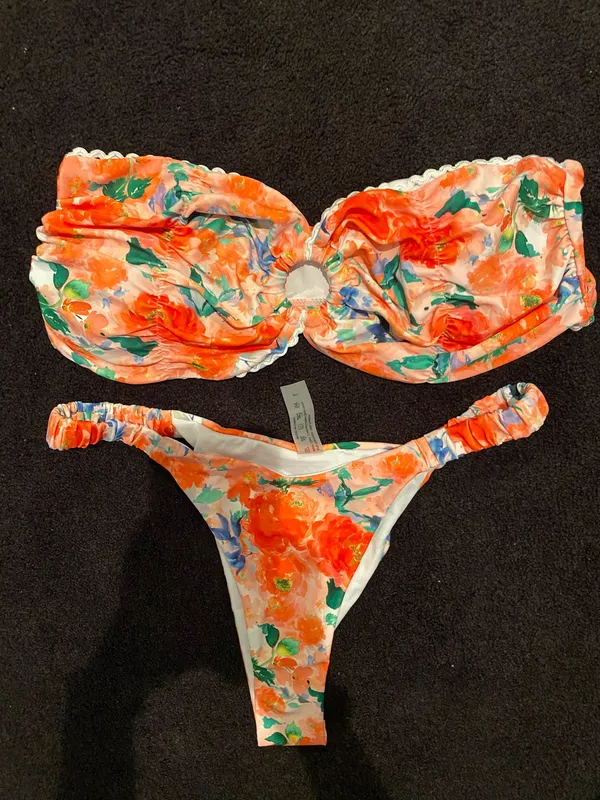 Amazon Bikini - Image 4