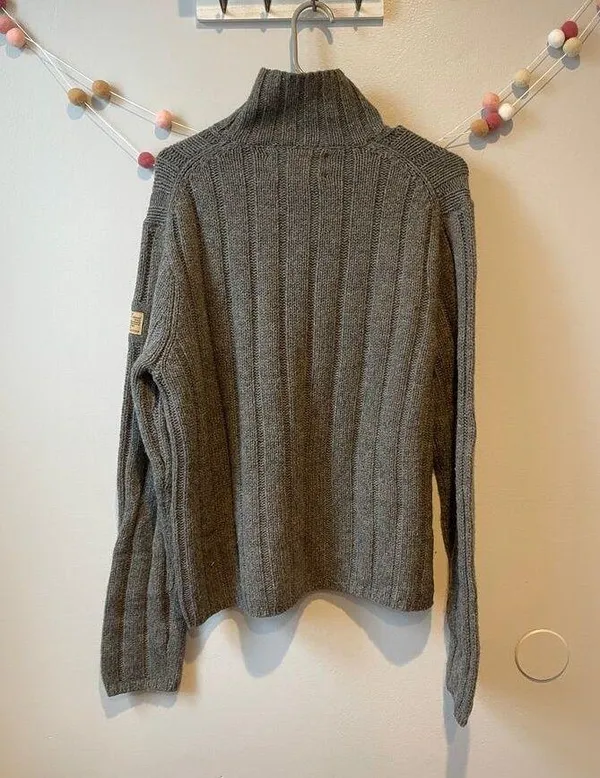 Abercrombie Women’s Fisherman Wool Gray Ribbed Boxy Turtleneck Sweater - Image 4
