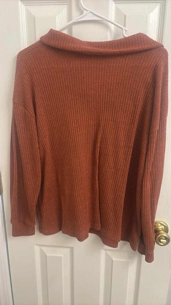 Light Sweater Orange Size XL - Image 2