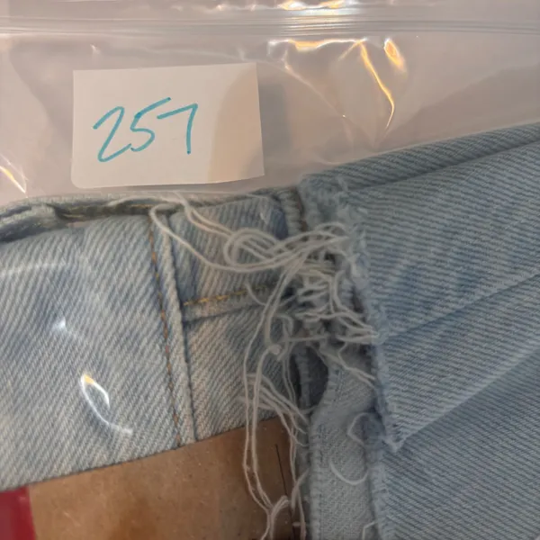 Levis 501 Original‎ High Rise Jean Shorts Light Wash Embroidered Flower 32 NEW - Image 10
