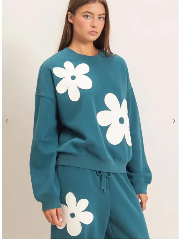 Double Zero Teal Floral Appliqué Sweatshirt Jogger Lounge Travel Set - Image 5