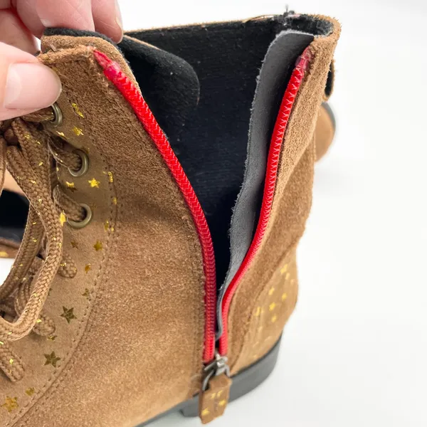 Sorel Emelie‎ Combat Boot Womens 5 Waterproof Suede Gold Stars Boho Fairy Grunge - Image 9