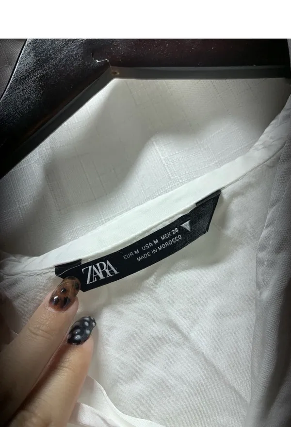 Zara white cropped satin blouse: Medium - Image 2