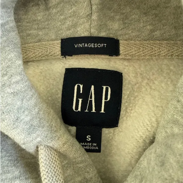 GAP Vintage Sport Hoodie Size S in Gray - Image 2