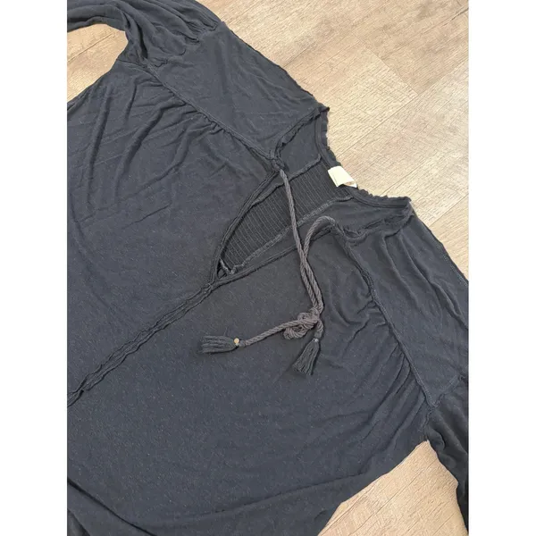 Free People We The Free Black Tassel Tie V-Neck Linen Blend‎ Top Size M - Image 15