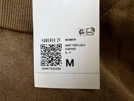 Forever 21 Mock Neck Crop Sweater - Image 2