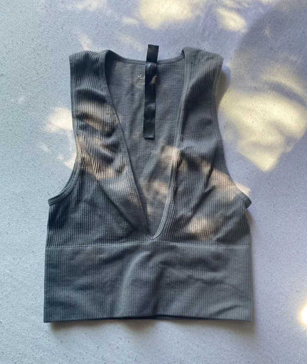 Urban Outfitters Croptop - Image 4
