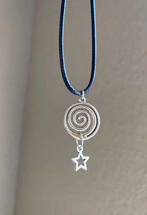 Handmade spiral swirl uzumaki & star funky boho grunge style unique necklace🌀🌼 - Image 2
