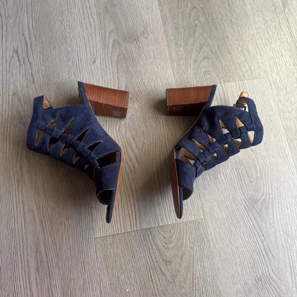 Franco Sarto Faux Suede Cut-Out Heels - Image 8