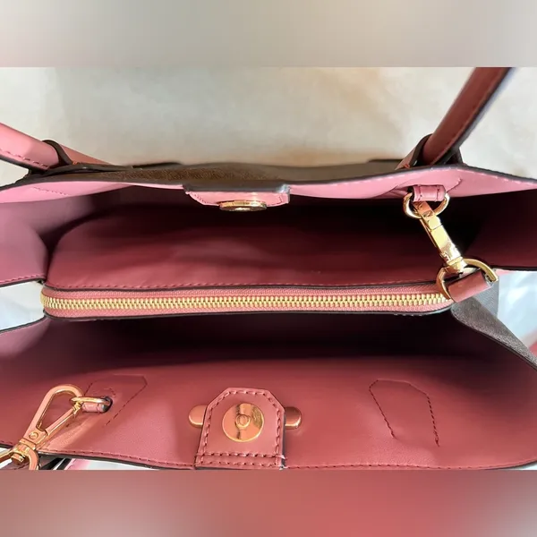 LARGE LOGO SATCHEL! - Image 4