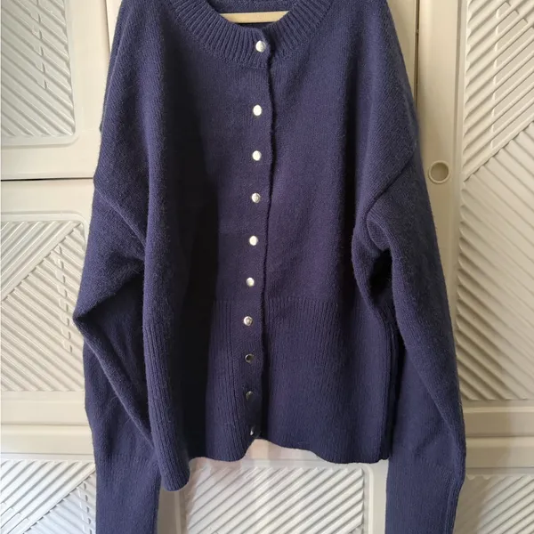 Navy Button-Front Ribbed Cardigan - Image 11