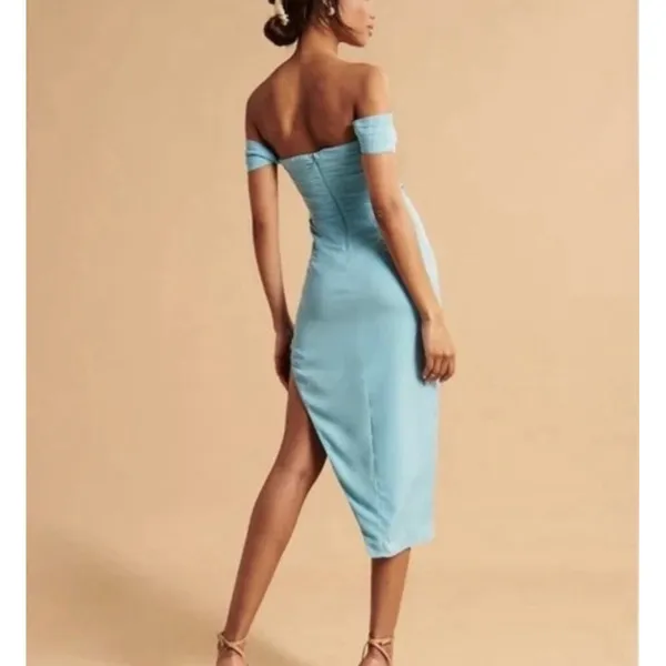 Womens Abercrombie & Fitch Off-The-Shoulder Ruched Midi Dress BLUE SMALL - Image 4