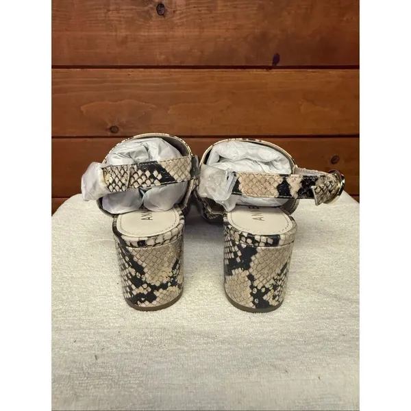 Anne Klein faux leather snakeskin block heel sandals Sz 7.5 NIB - Image 3